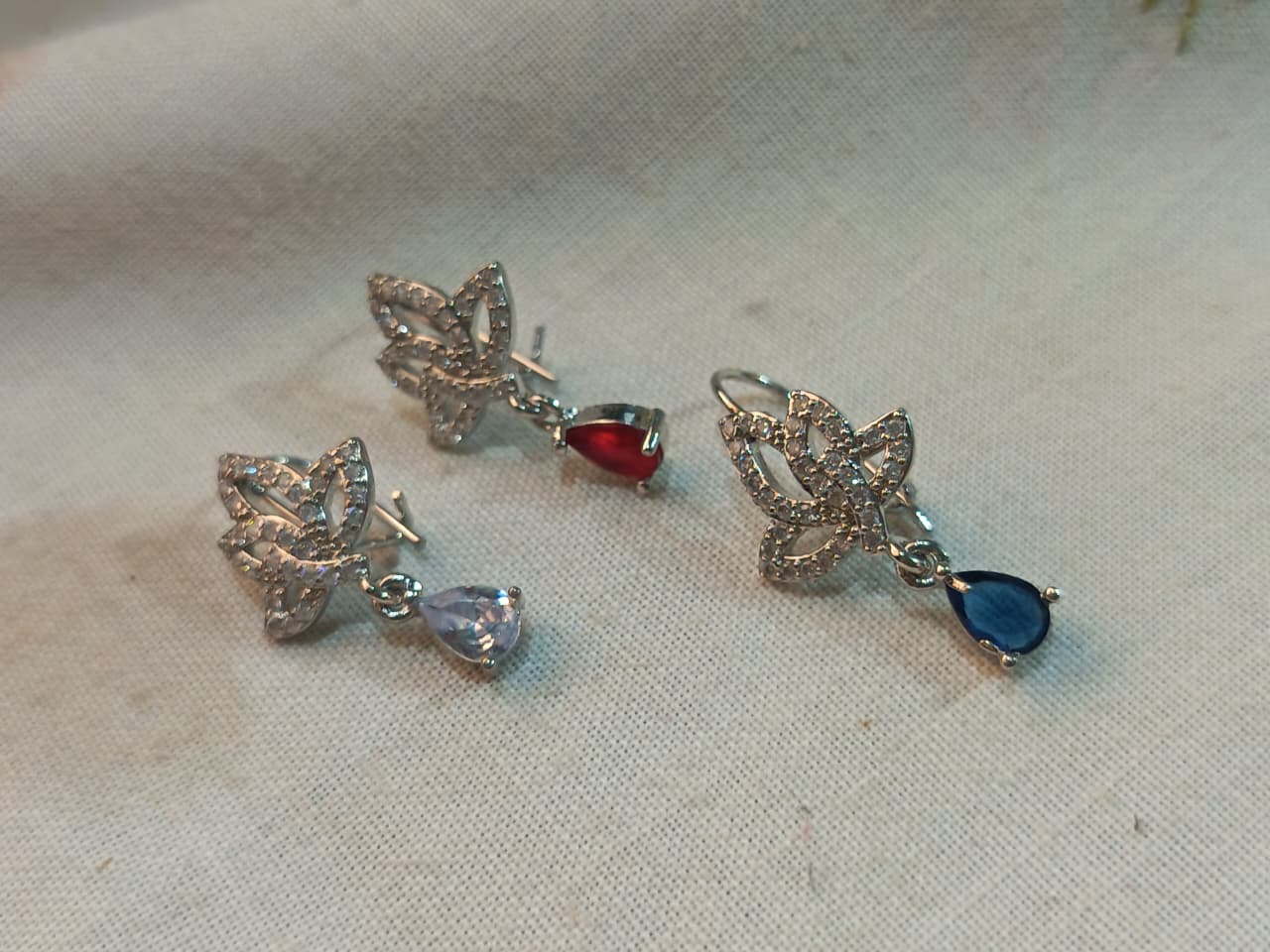 Silver-Plated Floral Ring with Blue Teardrop Gemstone