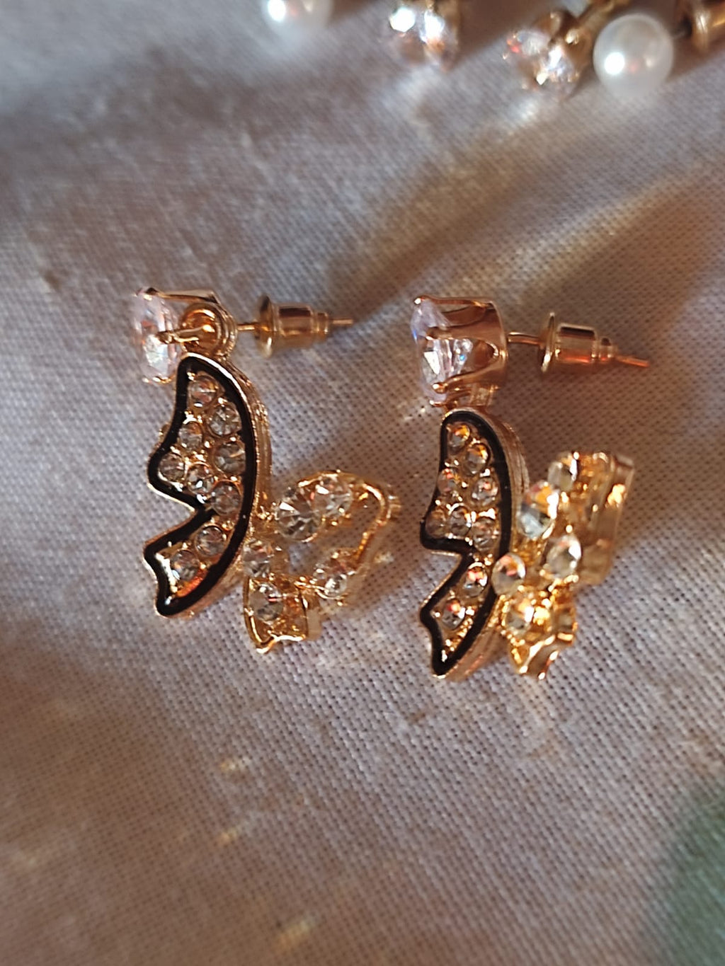 triple Elegant Crystal & Pearl Dual-Style Drop Earrings
