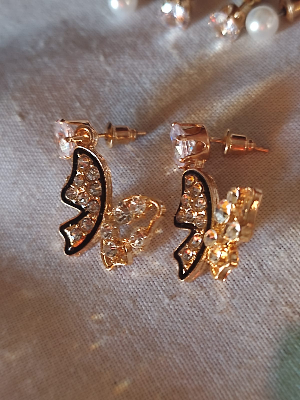 triple Elegant Crystal & Pearl Dual-Style Drop Earrings